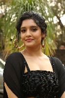 Ritika Singh at Valari Trailer Launch